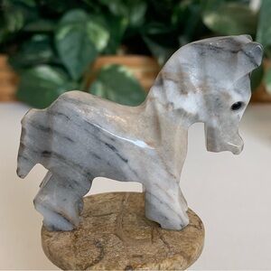 Grey Marble Carved Horse Crystal Healing Stone Spirit Animal Pony Figurine 2.5"